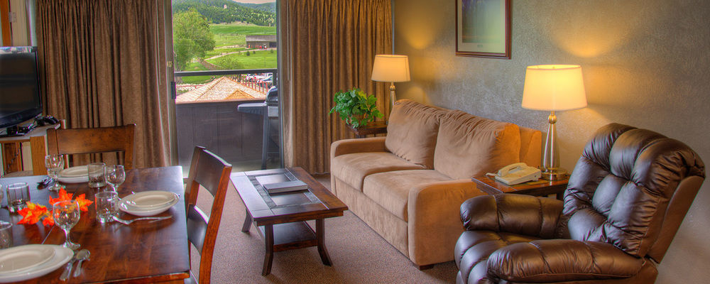 Fairmont Hot Springs Resort Анаконда Екстериор снимка