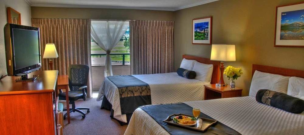 Fairmont Hot Springs Resort Анаконда Екстериор снимка